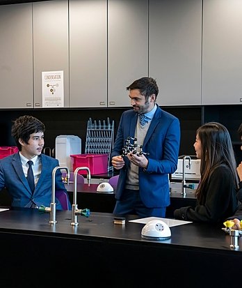 A Level Physics experiment in the science lab at Brighton College Vibhavadi.