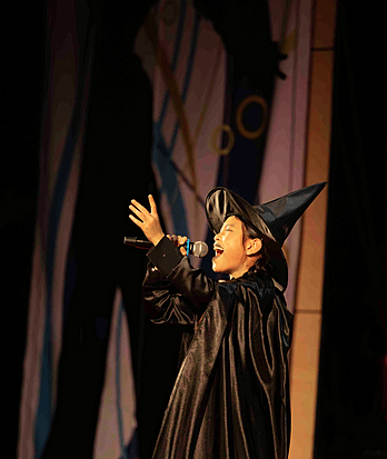 Stage performance art by pupils at Brighton College Vibhavadi, reflecting the school’s commitment to creative expression and academic excellence.