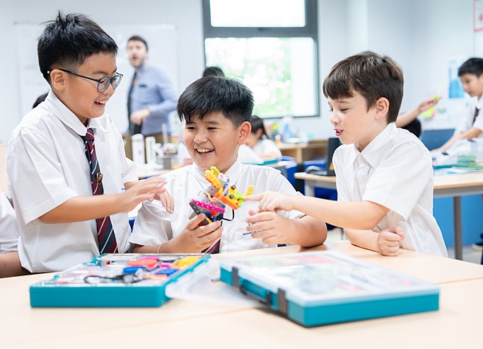  VEX Clubs Brighton College Bangkok Krungthep Kreetha 