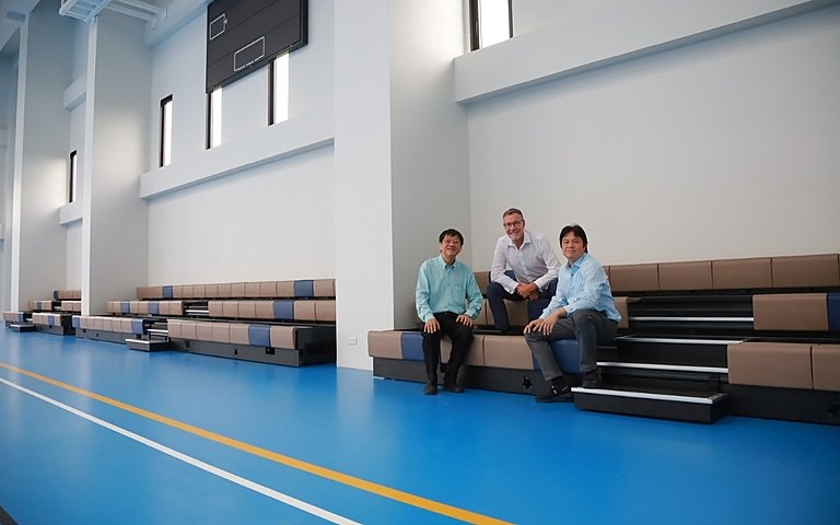  Brighton College UK Design Director visiting Bangkok Vibhavadi campus, fostering creative collaboration in international education. 