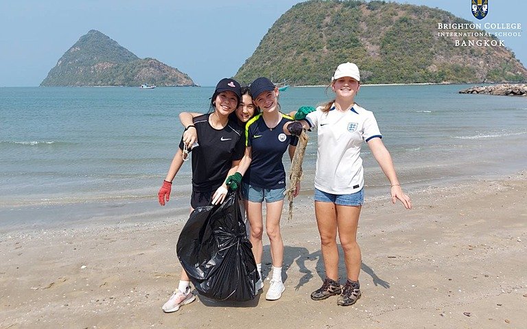  Brighton College Bangkok Help the world 