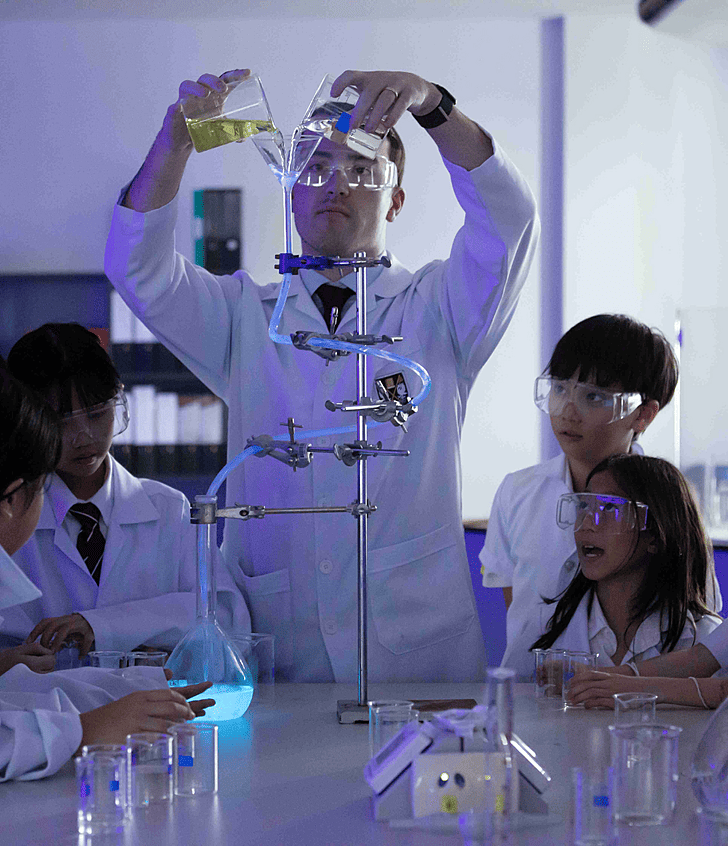  Science experiment with glowing substance at Brighton College Vibhavadi, showcasing hands-on STEM education at a top international school in Thailand. 