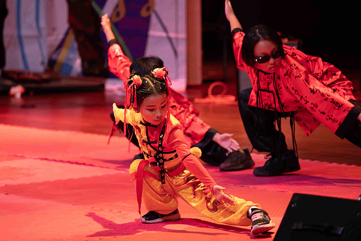  Brighton College Vibhavadi pupils performing a traditional Chinese dance, embracing cultural appreciation at a premium international school in Thailand. 