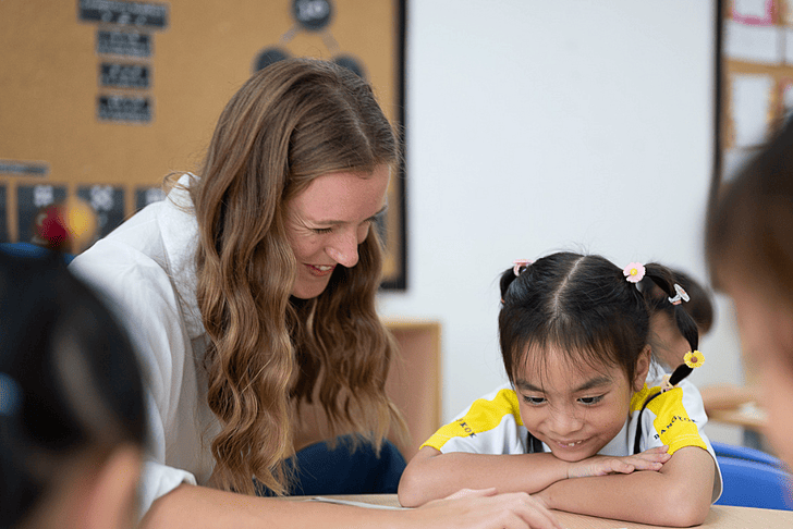  Teacher is teaching Brighton College Vibhavadi prep pupils   
