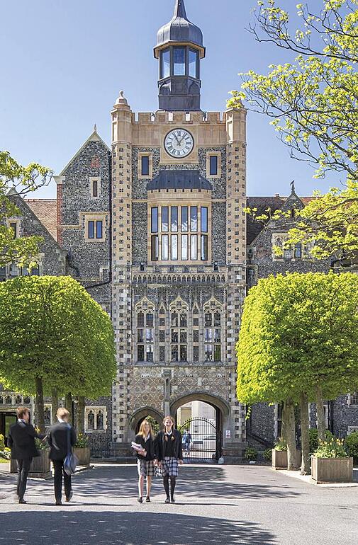  1716212635 the college hero  