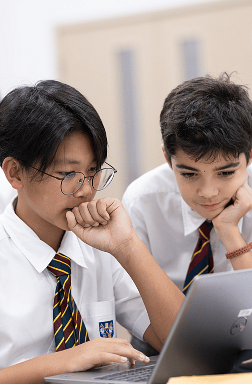  Brighton College Vibhavadi Senior Pupils stare at computer 